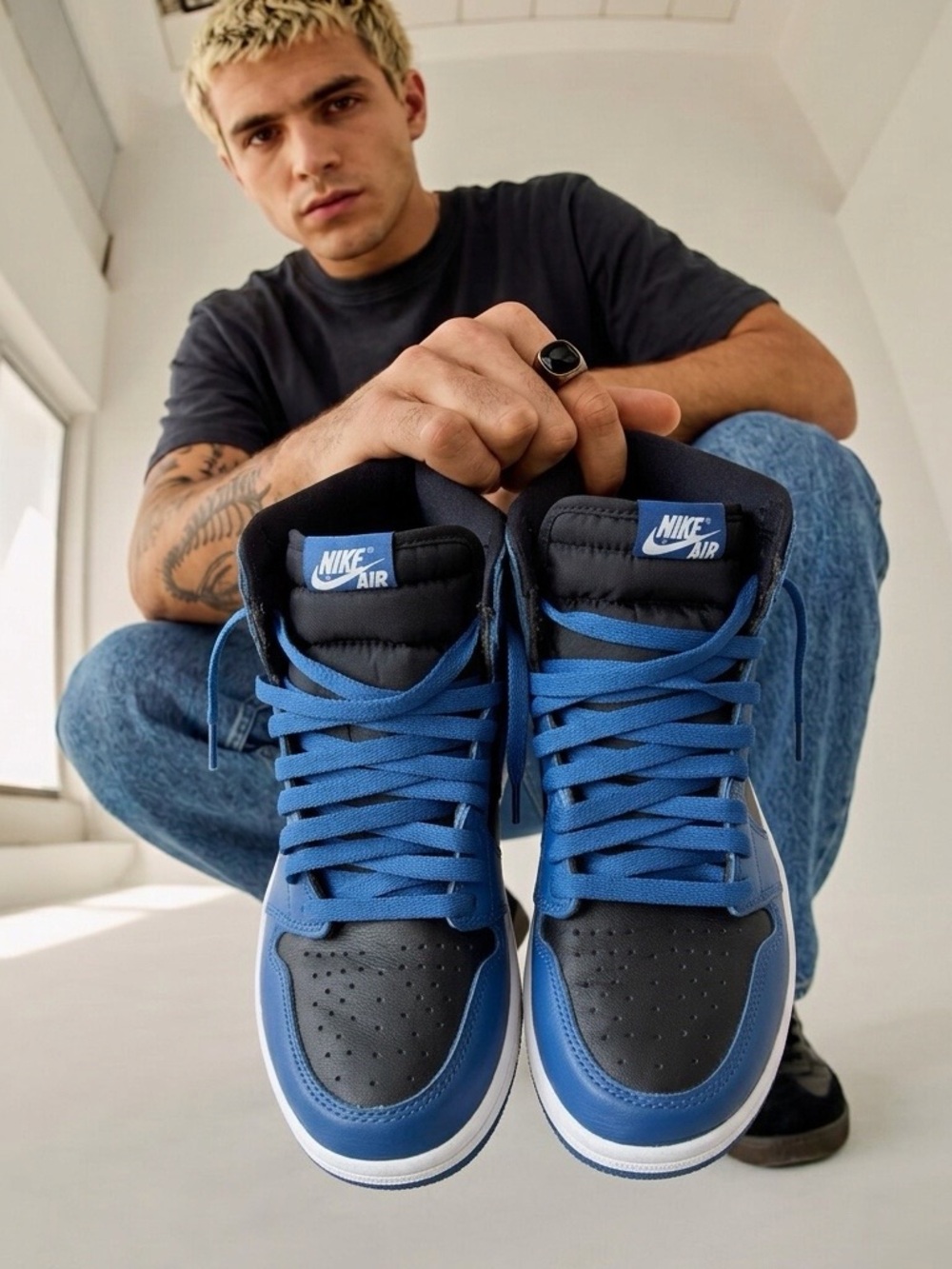 Retro Nike Air Jordan 1 Black and Blue High-Top Sneakers Sz8